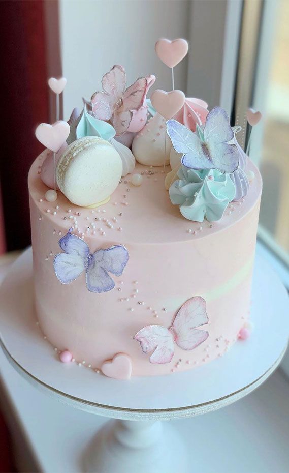 Beautiful cake designs with a wow-factor.jpeg