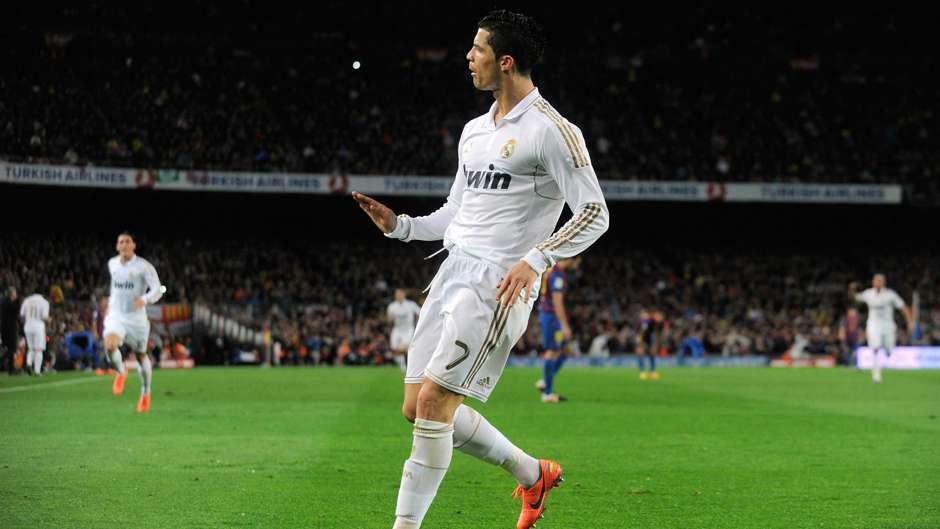 cristiano-ronaldo-barcelonareal-madrid-la-liga-camp-nou-21042012_1o9zhp4wyy5nn1azy0k8y1qjjb.jpg