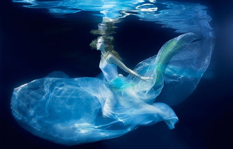 HD-wallpaper-blue-ocean-beauty-woman-and-water-underwater-blue-babe-blue-water-blue-underwater.jpg