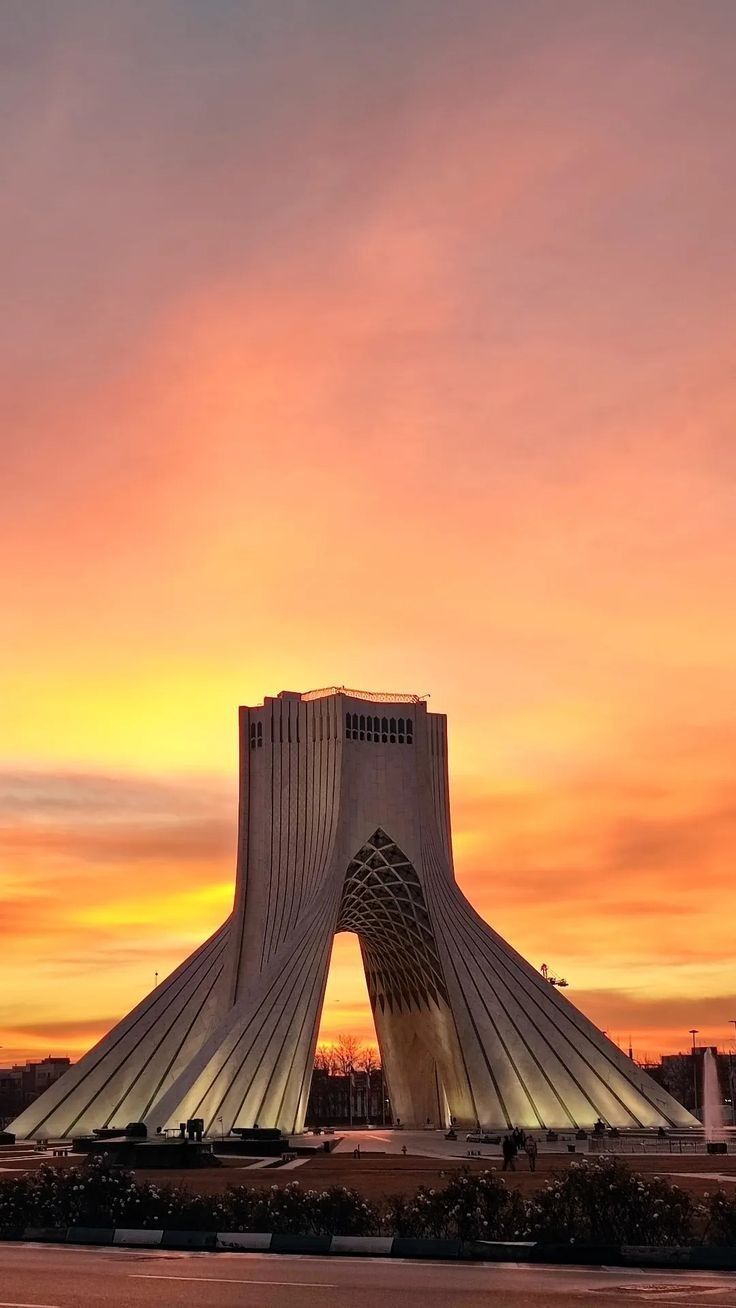 Azadi Tower.jpeg.jpg