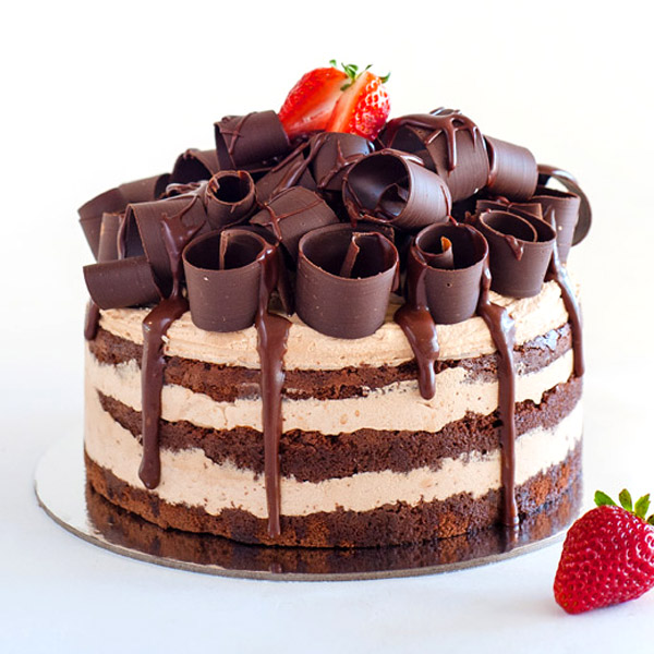 0_1482673815334_Lindt-Chocolate-Layer-cake.jpg